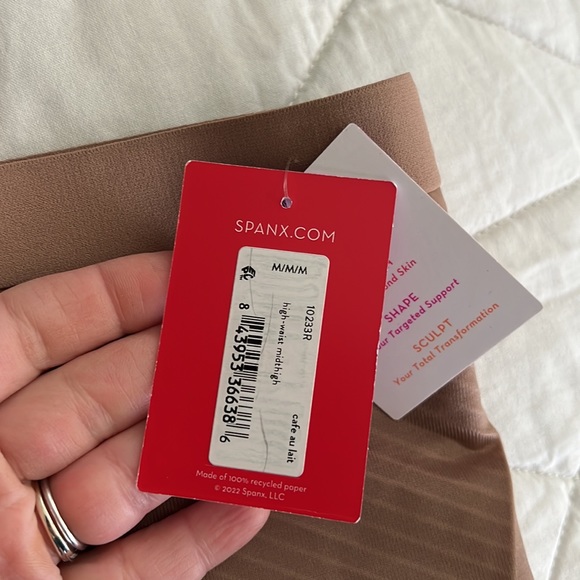 Spanx Thinstincts 2.0 Firm Control NWT medium - Picture 8 of 15